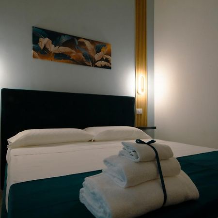 Hotel La Reggia Della Duchesca Napoli Esterno foto