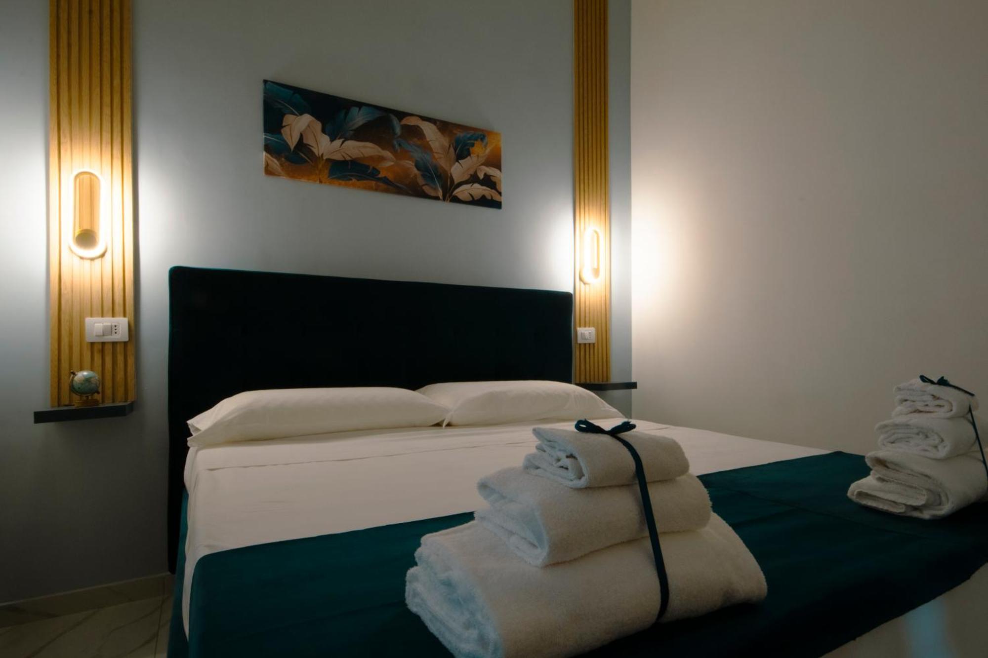 Hotel La Reggia Della Duchesca Napoli Esterno foto