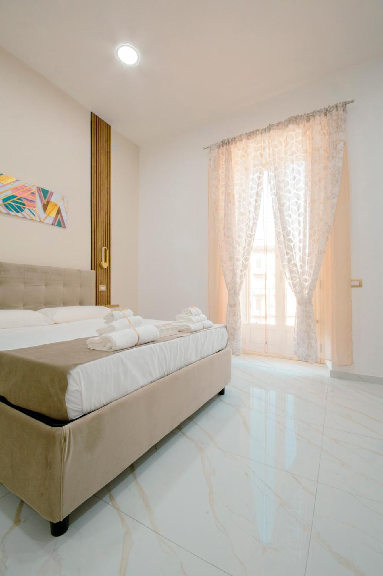 Hotel La Reggia Della Duchesca Napoli Esterno foto